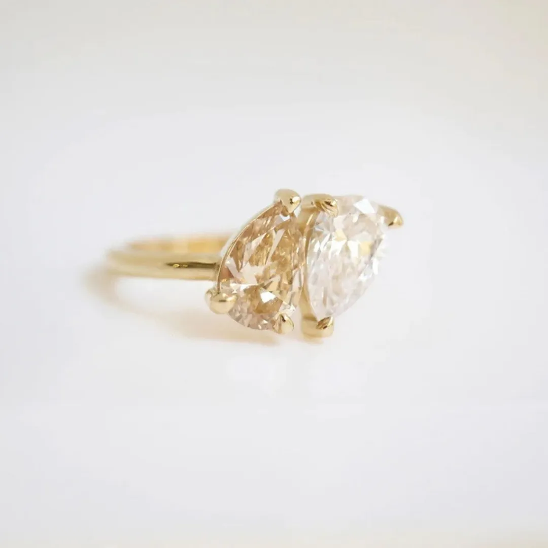 /public/photos/live/Toi Et Moi Pear Cut Moissanite Two Stone Ring 484 (4).webp
